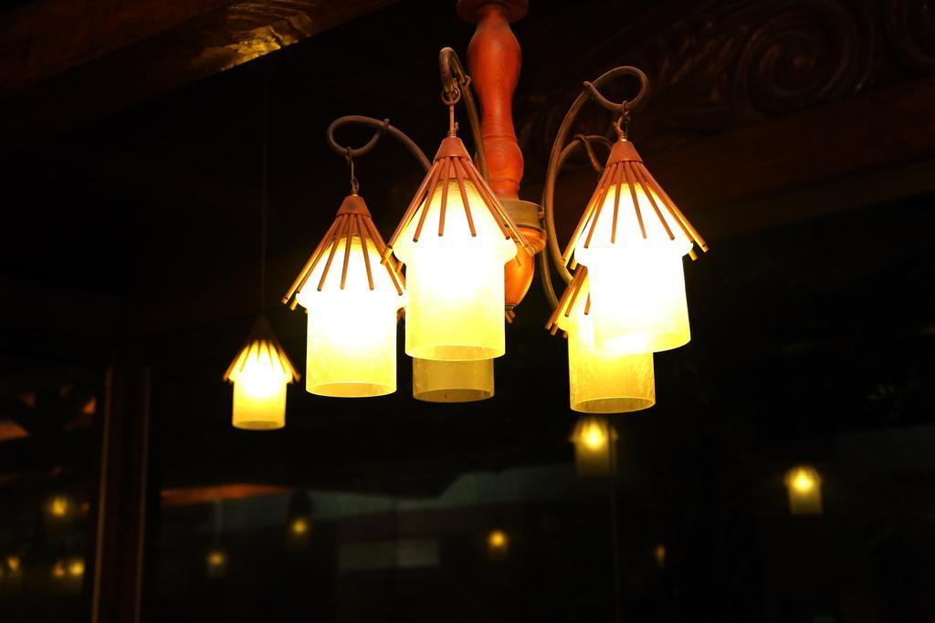 Royal Elegance Hotel ลาฮอร์ ภายนอก รูปภาพ