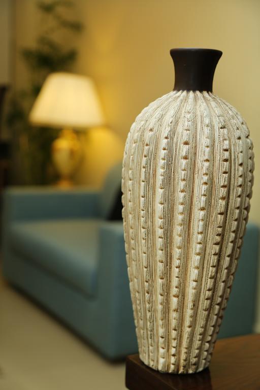 Royal Elegance Hotel ลาฮอร์ ภายนอก รูปภาพ